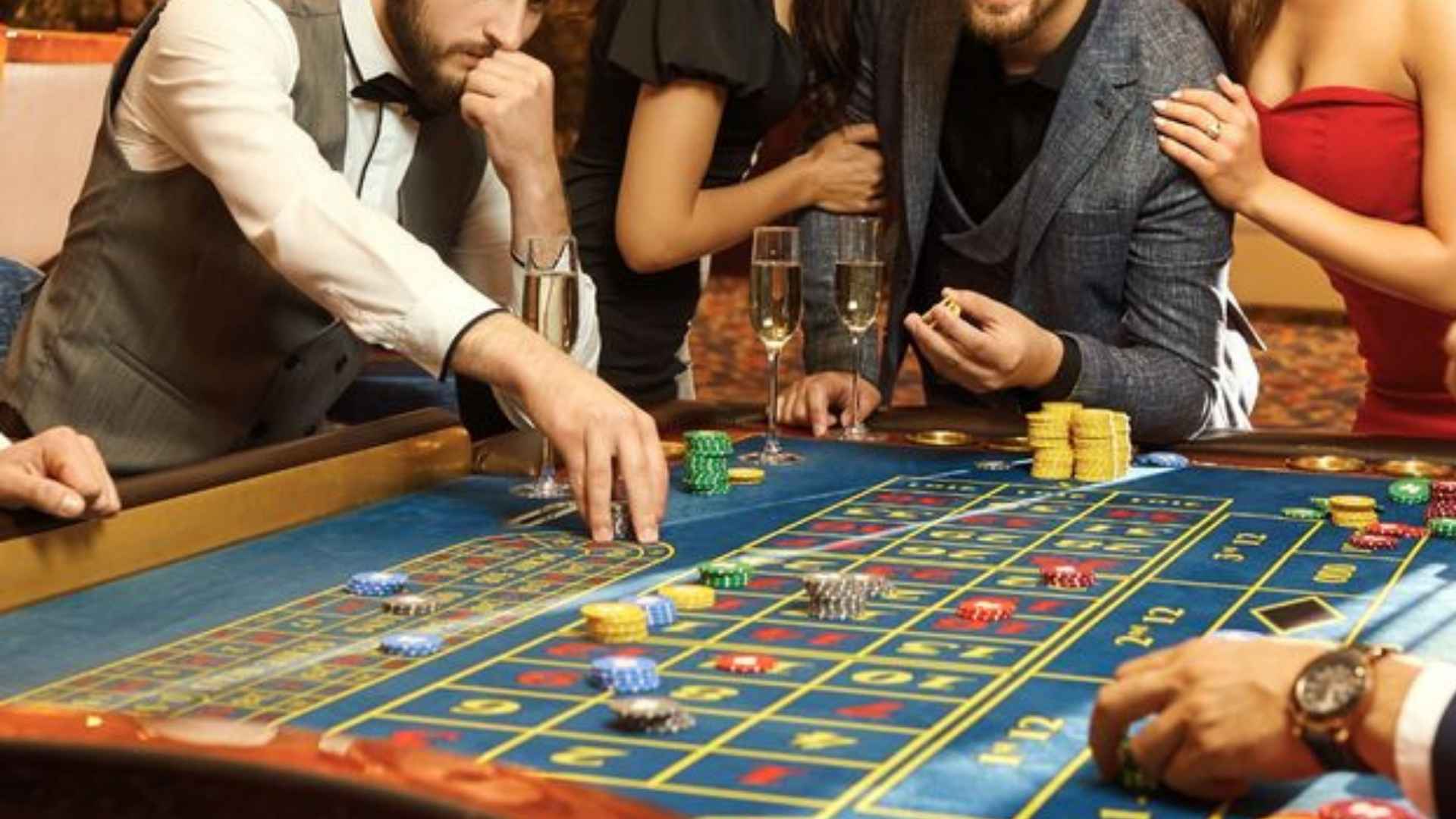 Poker Variants with Creative Rule Sets